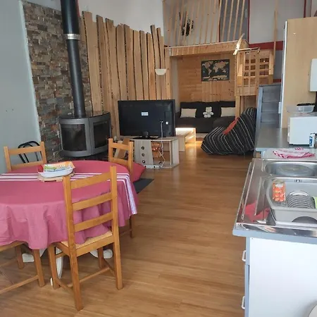 Petit Paisible En Bord De Holiday home *